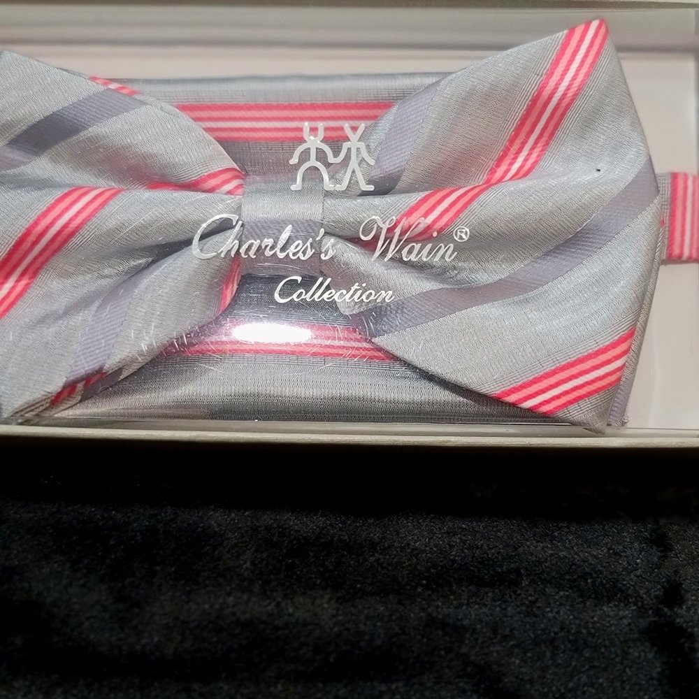 Bow  Tie  Sets